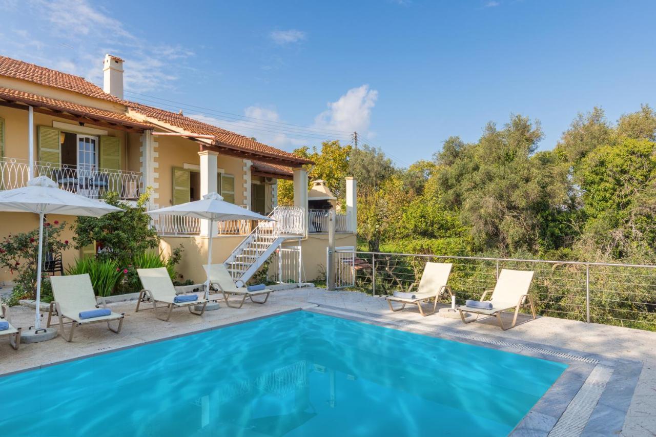 Villa Leondari By Rodostamo Collection Agios Stefanos  Bagian luar foto